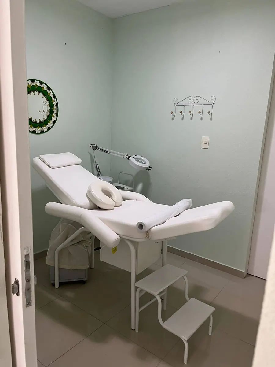 Sala de atendimento da Clínica Matilde Estética Facial, onde é feita a limpeza de pele